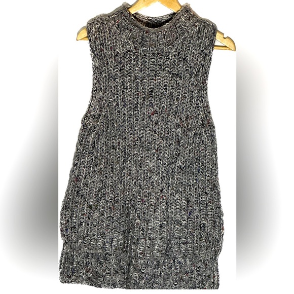 Anthropologie Moth Joelle Sleeveless Mockneck Sweater - Picture 3 of 3